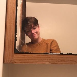 Meet your Posher, Kenz